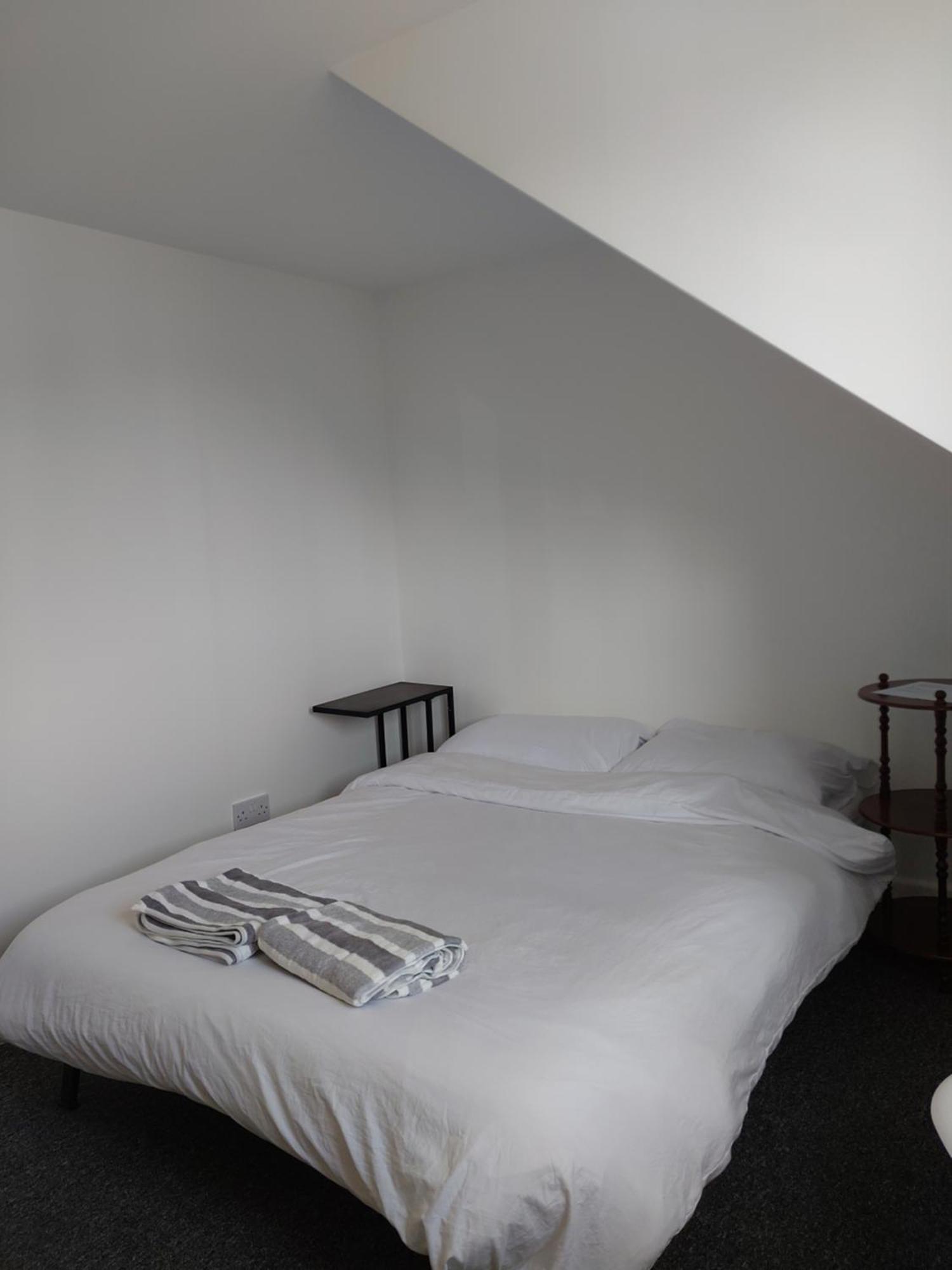 Joyful Room Rainham  Extérieur photo